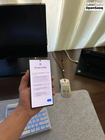 SAMSUNG S22 Ultra بحالة الشركة بحالة الوكالة عبارة عن جديد بسعر حرق استخدام شخصي ولون مميز ولا قحط 4