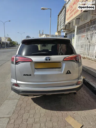 تويوتا راف فور XLE 3
