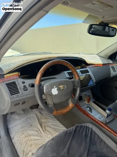 Toyota Avalon XLS 3