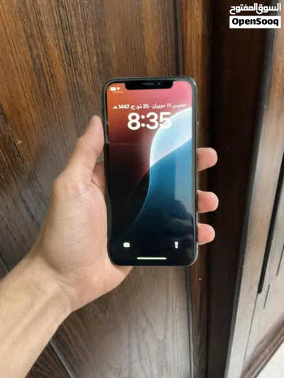 ايفون اكس اس بسعر لقطه 4
