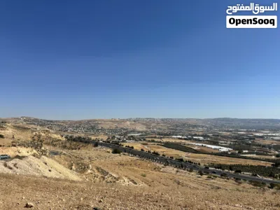 3800 متر على فوق شارع الاردن بالقرب من جامعة عمان العربية بسعر حرق حرق 4