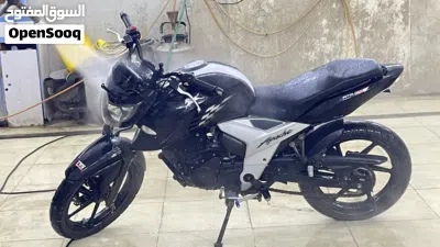 TVS Apache RTR 160 4V 3