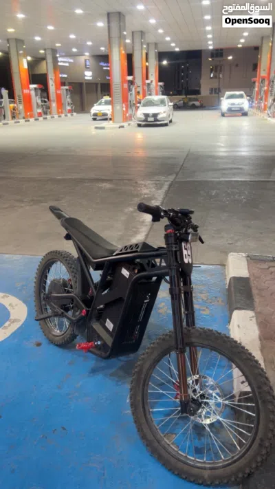 للبيع سيكل windhorse يجي معاة شحن السيكل حالته نضيفه مايحتاج ولا شي الصامل مارح اقصر معاه 3
