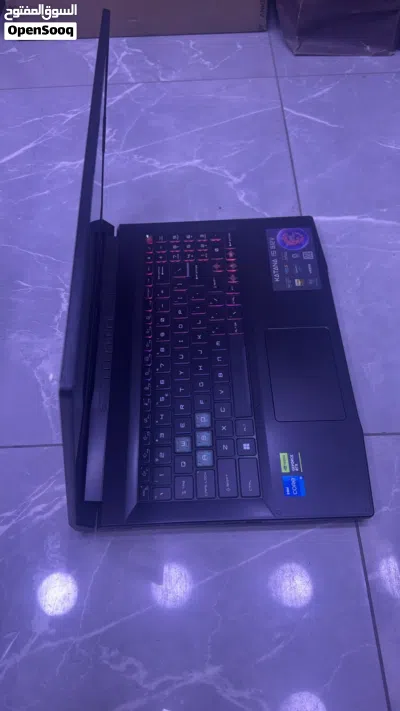 للبيع MSI KATANA بحالة ممتازة 2
