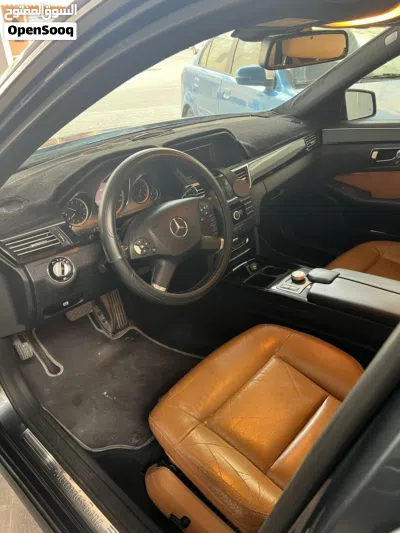 مرسيدس بنز الفئة-E E 300 4