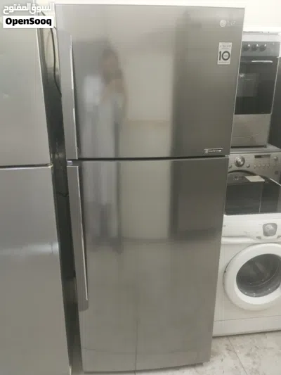 LG Silver Color Fridge for the sale Clean view 2