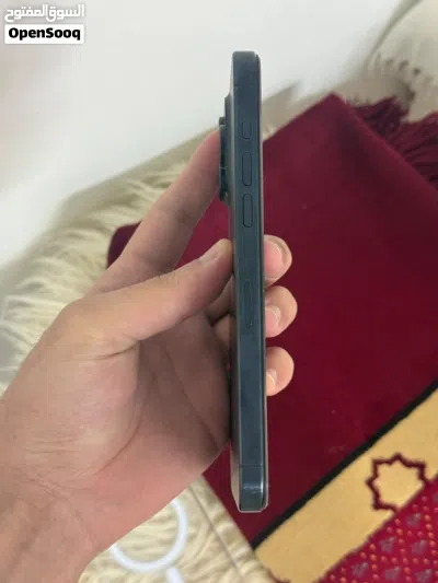 للبيع ايفون 15 برو ماكس 3