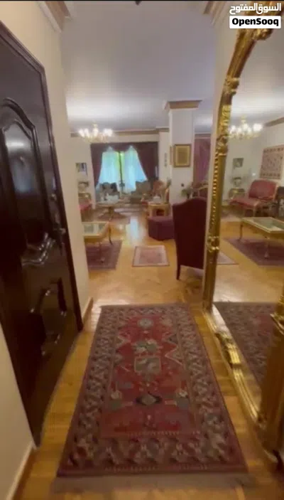 فرصه شقه للبيع بموقع مميز بمدينه نصر الحي التامن شارع مصطفي النحاس الرئيسي 3