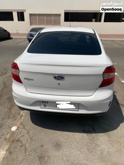 فورد فيجو Standard 2