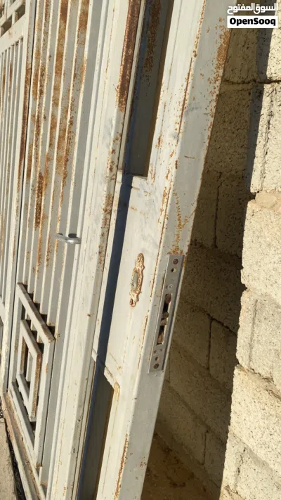 باب سحاب مستعمل للبيع 4