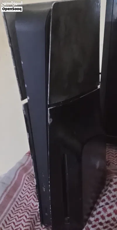 بلاستيشن فايف استعمال اربع اشهر فقط!!! الوصف مهم 4
