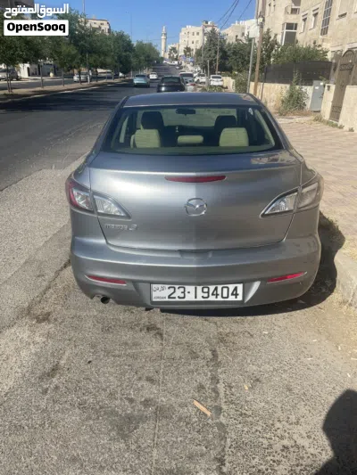 Mazda 3 Standard 2