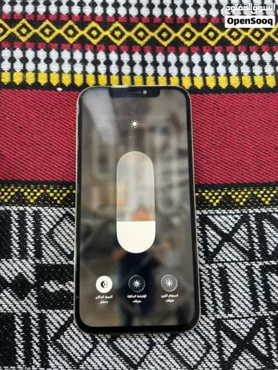 ايفون 12بروًمكس 2