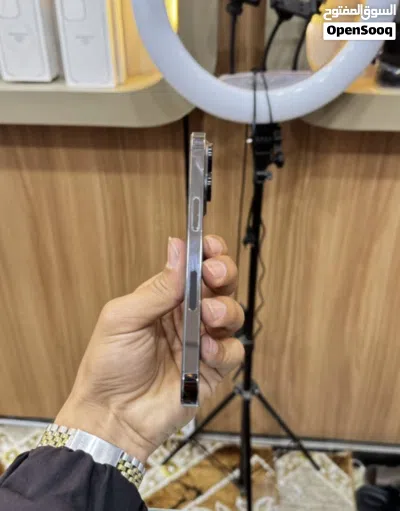 13 برو متخطي بسعر خيااال 2