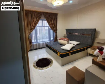 شق مفروشه ملكيه في ارقى احياء صنعاء الاصبحي 4 غرف و3 حمامات فخمه جدا فيها كل الخدمات وقريب الشارع . 4
