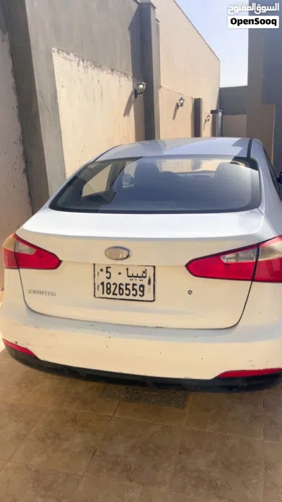 Kia Cerato Standard 2
