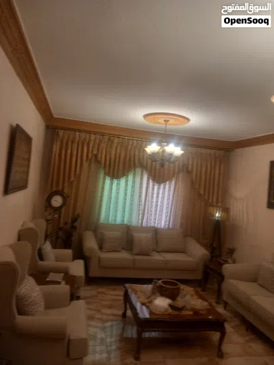 شقه ديلوكس للبيع بحاله ممتازه 3