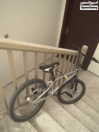 للبيع قاري bmx الي يبيه يكلمني السعر 15دينار 3