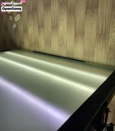 مرسم شف هندسي مضاء A0 بحالة ممتازة جداً – خالٍ من الخدوش – 118.9 × 84.1 سم 3