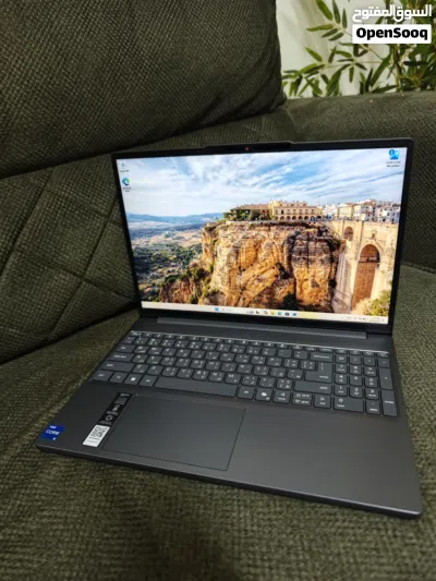 Lenovo Ideapad Slim 3 i5-13420H كالجديد تماما تماما شاشة IPS 2