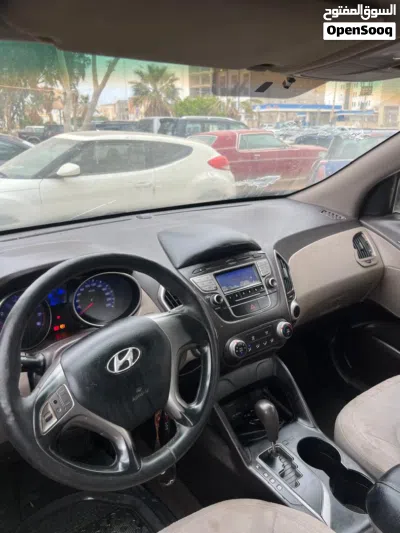 Hyundai Tucson GLS 3