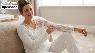 بيجامات نفاس للبيع الزرقاء سايز لارج ب 8 الابيض جديدة بكيسها سايز لارج 3 قطع ب 10 متوفر توصيل 2