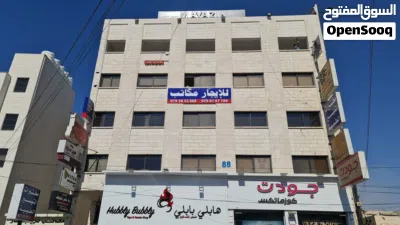 مكاتب مساحات مختلفة للايجارفي الزرقاء الجديدة، شارع 36، تشطيبات مميزة و حديثة 2
