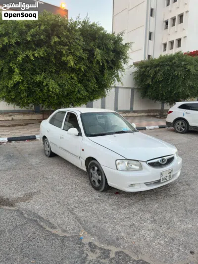 Hyundai Verna Standard 3