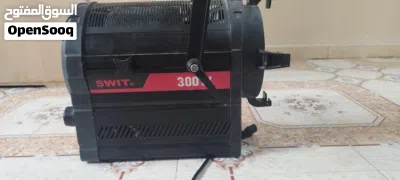كشاف تصوير SWT SWIT 300W COB LED* 2