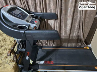 جهاز مشي كهربائي في حالة الجديد مع جهاز هزاز 2