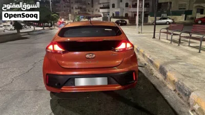 Hyundai Ioniq Standard 3