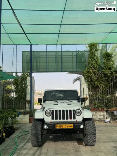 Jeep Wrangler Sahara 2