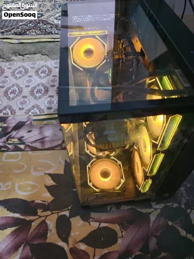 pc نضيفه يحتاج بس فرمته لنظام فقط 3
