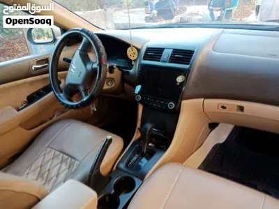 Honda Accord DX 4