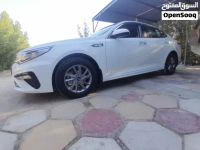 Kia K5 EX 4