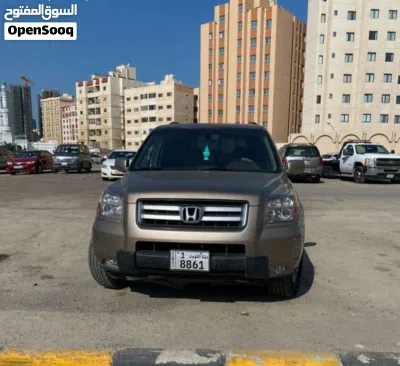 هوندا بايلوت Standard 4