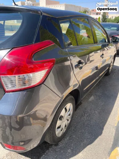 Toyota Yaris SE 4