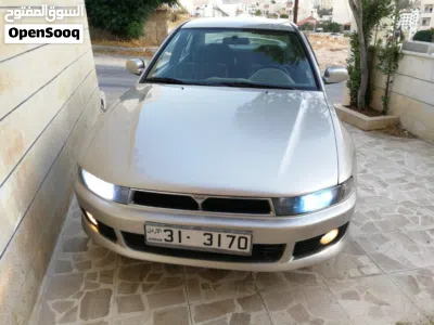 Mitsubishi Galant DL 4