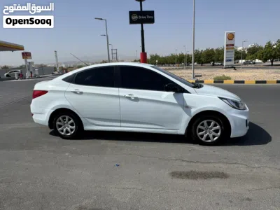 Hyundai Accent GL 3