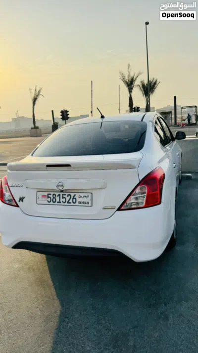 Nissan Sunny Standard 2