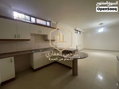 شقة * للايجار * دفع شهري * موقع مميز * 2 نوم * ام اذينة 4