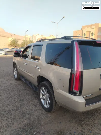 GMC Yukon SLT 4
