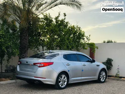 Kia K5 EX 2