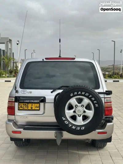 تويوتا لاند كروزر VXR 3