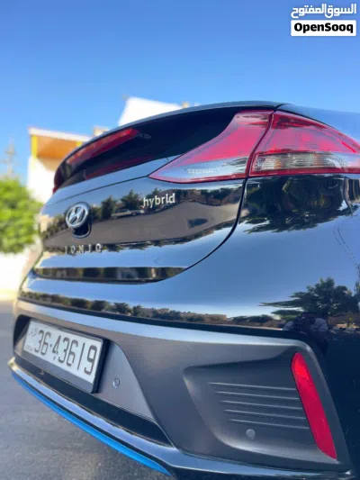 Hyundai Ioniq Standard 2