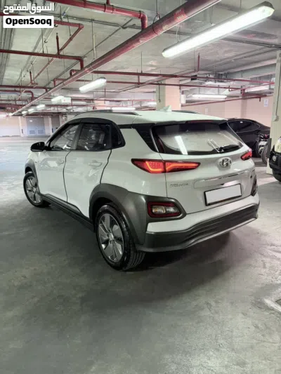 Hyundai Kona Premium 4