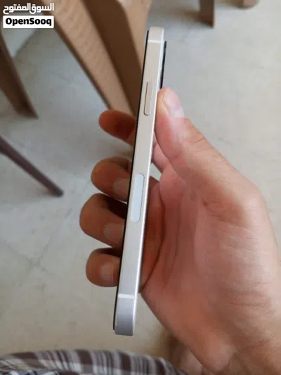 للبيع ايفون 12 4
