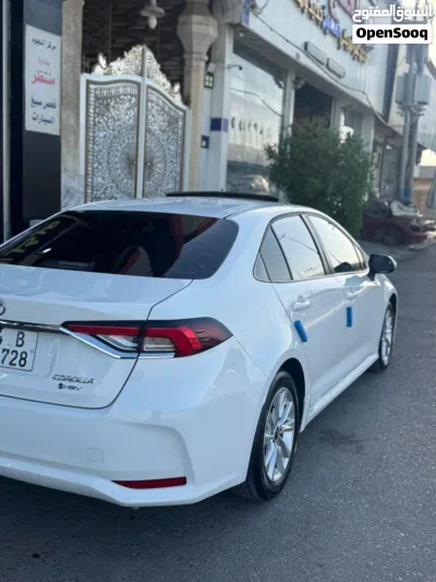 Toyota Corolla Hybrid 3