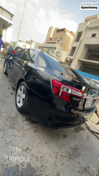 Toyota Camry LE 2