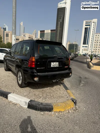 GMC Envoy Standard 2